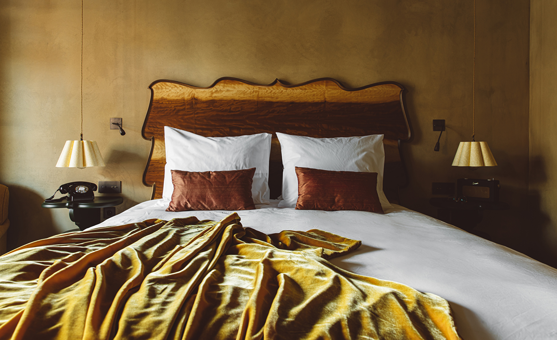 bedroom in De Durgerdam luxury boutique hotel